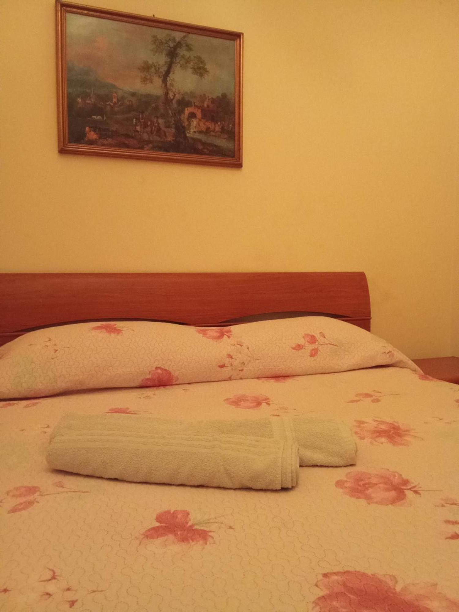 Casa Etna Hotel Randazzo Bagian luar foto